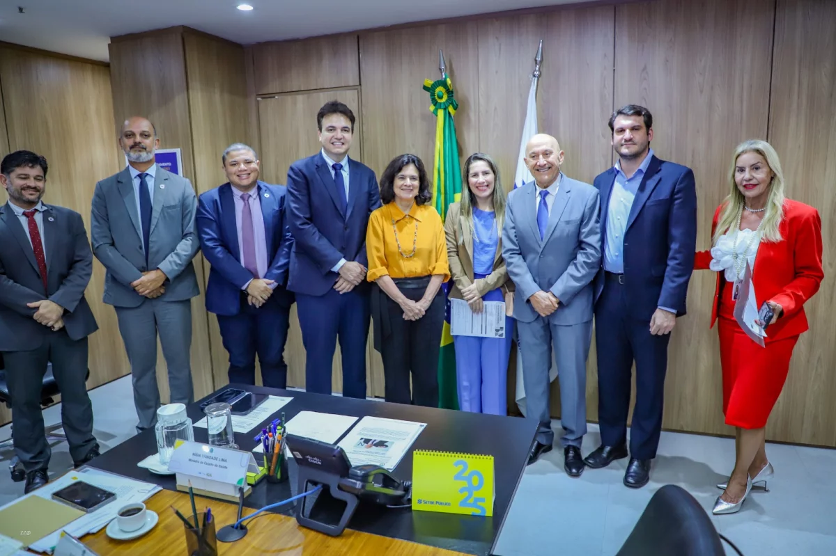 Comitiva de Cacoal conquista avanço em Brasília para retomada de hospital cujas obras estão paralisadas