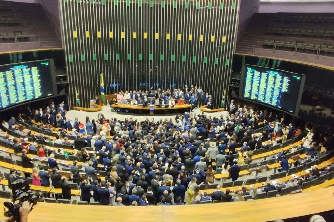 Câmara pagou R$ 4,6 milhões para deputados em reembolsos de despesas de saúde em 2024