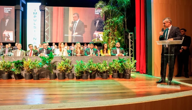 MPRO destaca fortalecimento da democracia em solenidade de posse da nova diretoria da OAB/RO