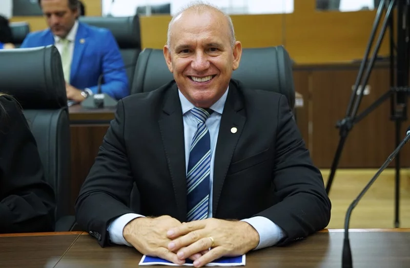 Deputado Ezequiel Neiva celebra atualização da legislação sobre agrotóxicos em Rondônia