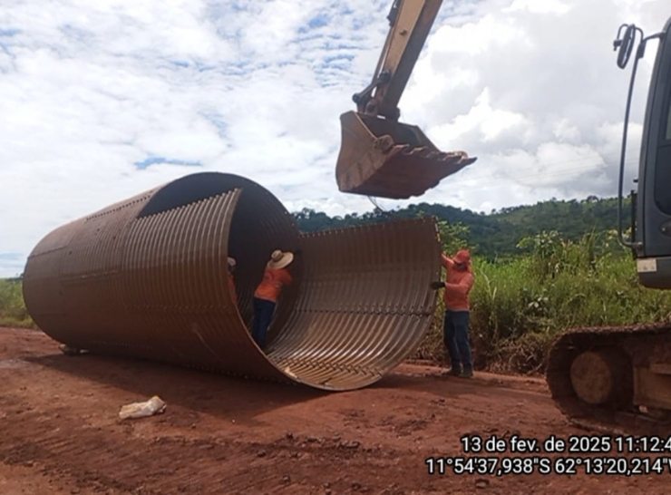 DER acelera para liberar a via na Br 383 a 47,5 sentido Gease e orienta motoristas sobre desvio na 126 e 134